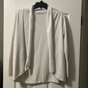 Zara EUC knit white cardigan size S